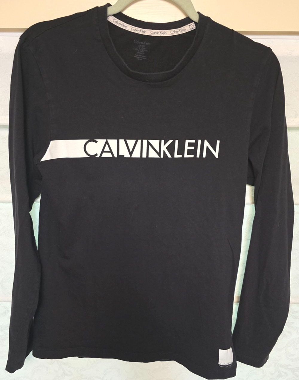 Calvin Klein Shirt Mens Small Black Long Sleeve Logo Crew Neck Casual Tee